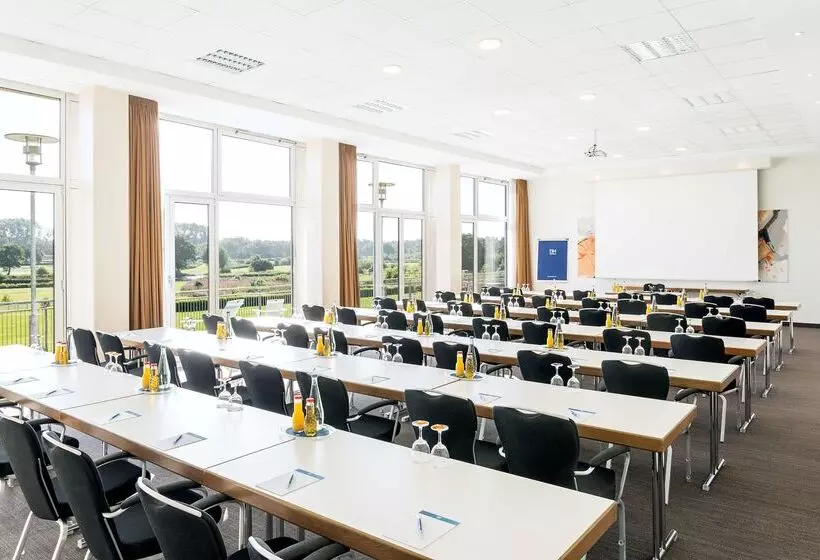 酒店 NH Hamburg Horner Rennbahn