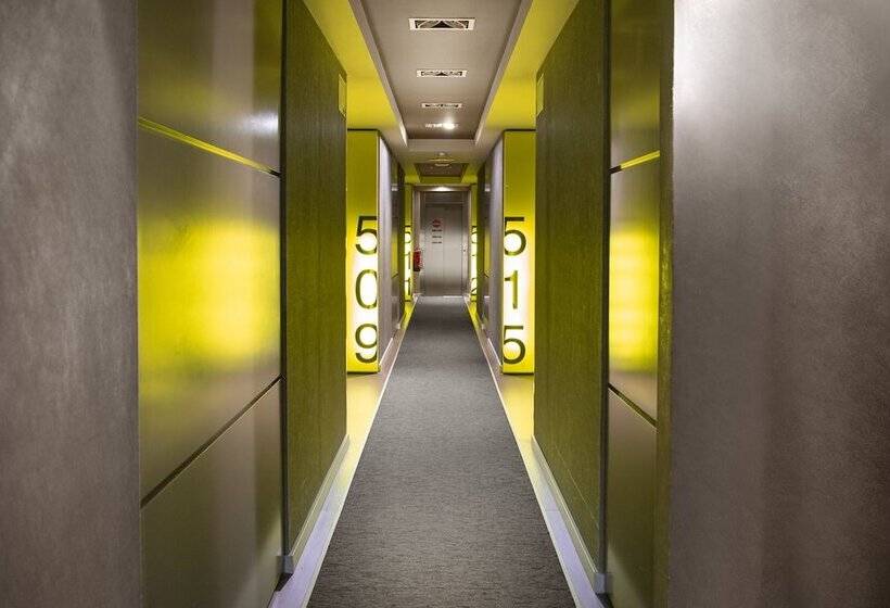 هتل Pestana Arena Barcelona