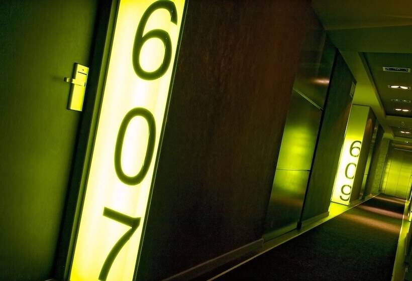 هتل Pestana Arena Barcelona