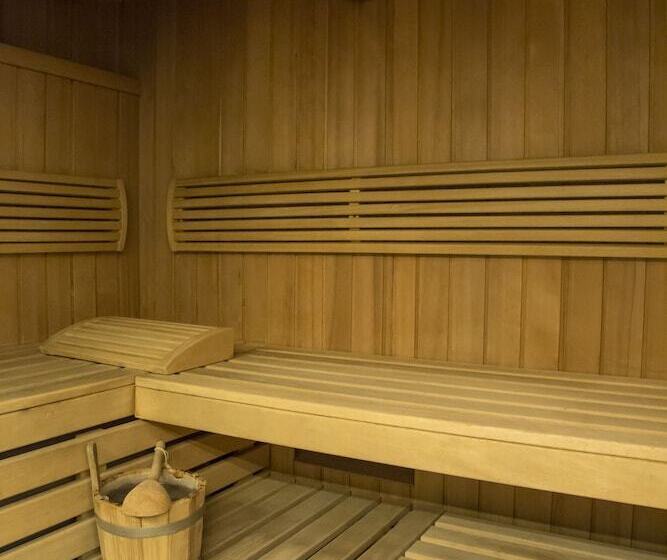 هتل Pestana Arena Barcelona