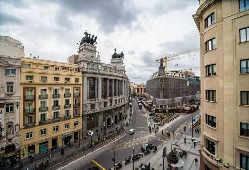 هتل Petit Palace Alcala