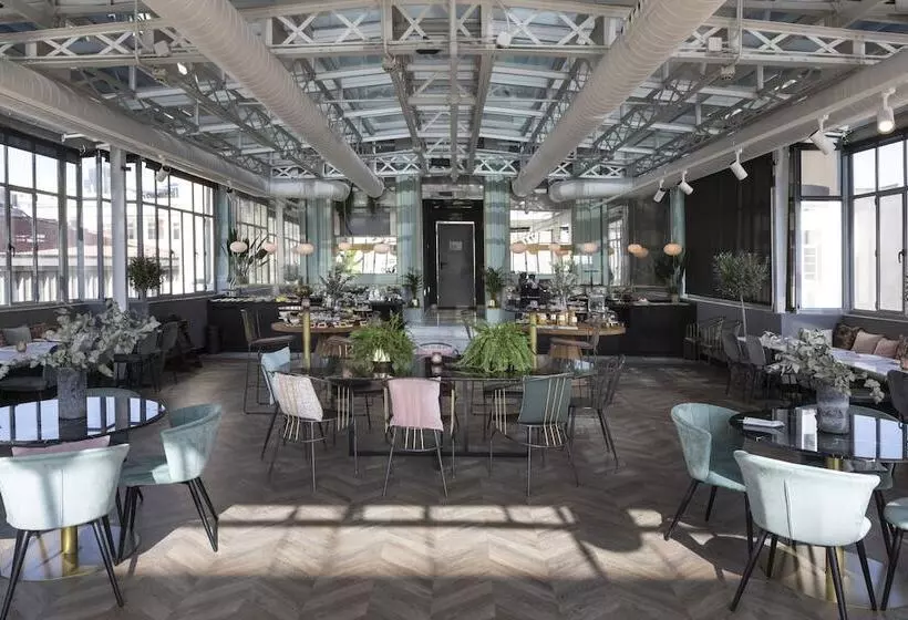 هتل Petit Palace Alcala