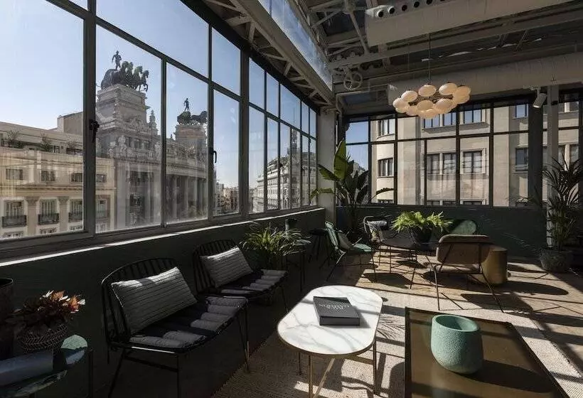 هتل Petit Palace Alcala