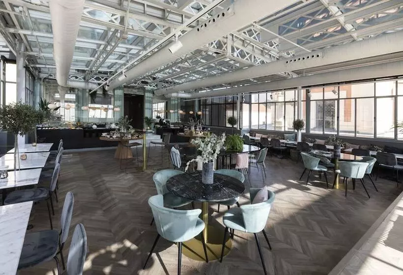 هتل Petit Palace Alcala