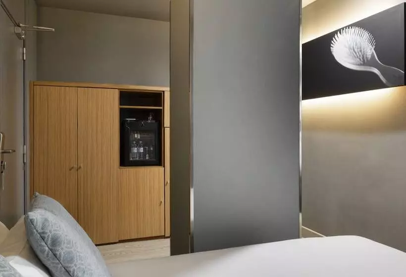 هتل Petit Palace Alcala