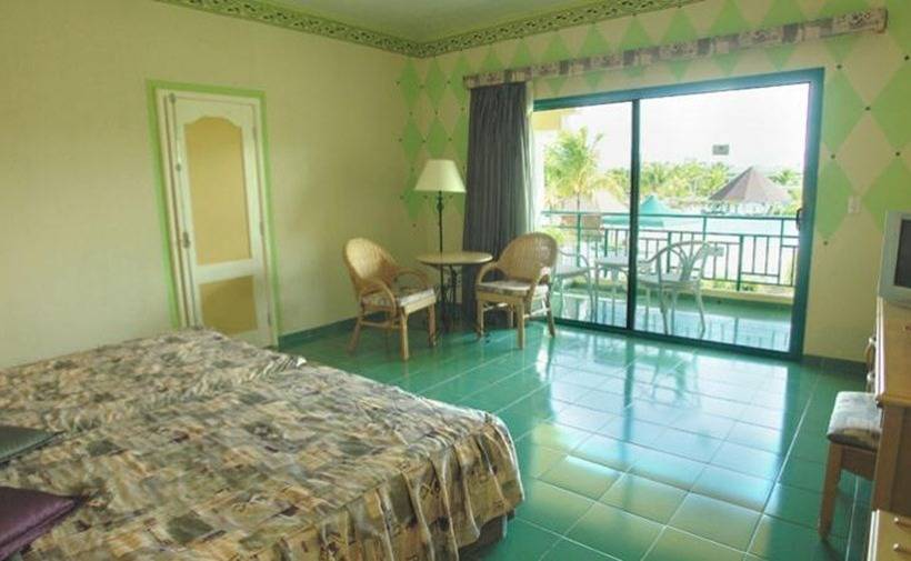 استراحتگاه Playa Costa Verde