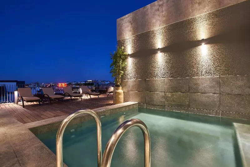 Hotel Portobay Marques