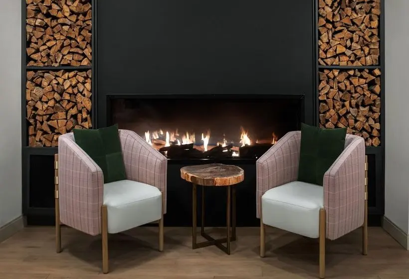 Hotelli The Inelle, Oakhurst Yosemite, A Tribute Portfolio