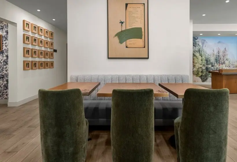Hotelli The Inelle, Oakhurst Yosemite, A Tribute Portfolio