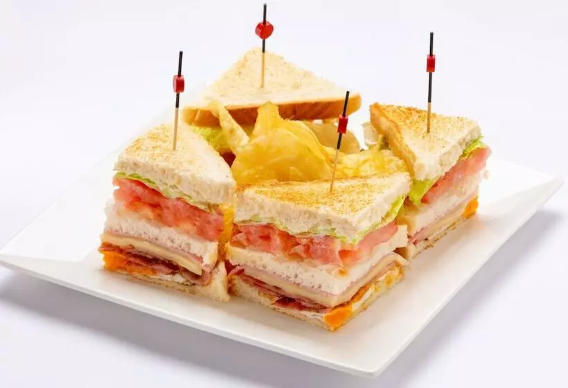 Отель Tropical Park