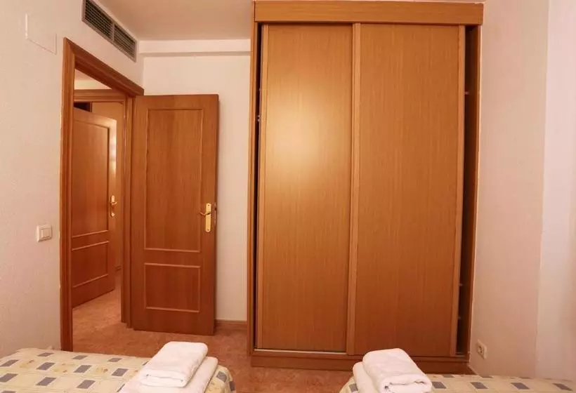 Los Juncos De Pineda Park