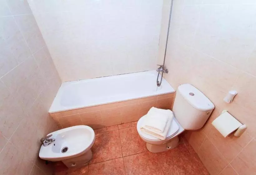 Los Juncos De Pineda Park