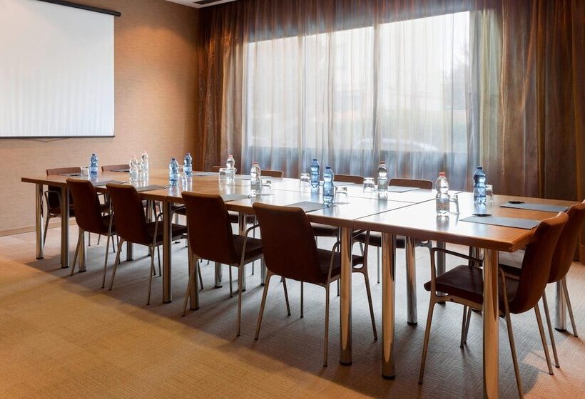 Ac Hotel Vicenza By Marriott