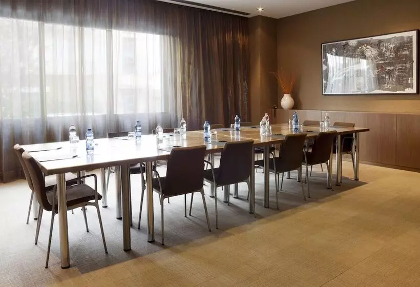 Ac Hotel Vicenza By Marriott