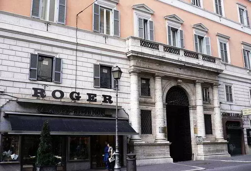 Hotelli Alius And Freerome