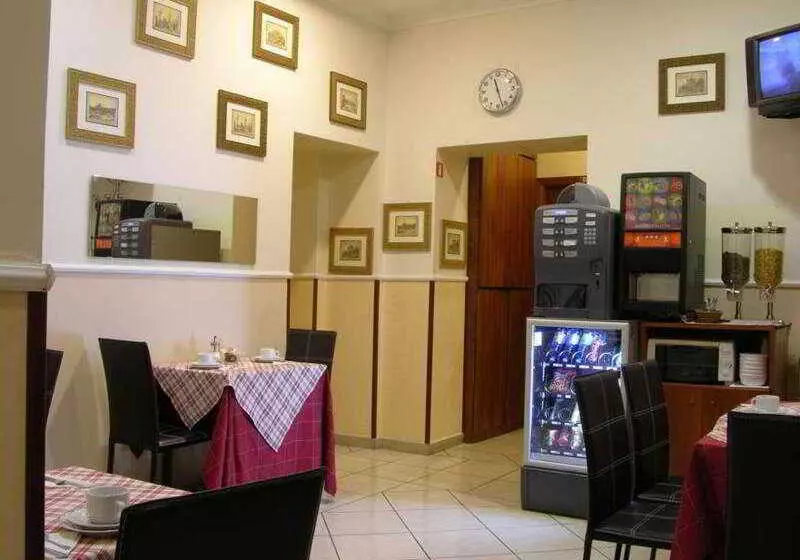 Hotelli Alius And Freerome