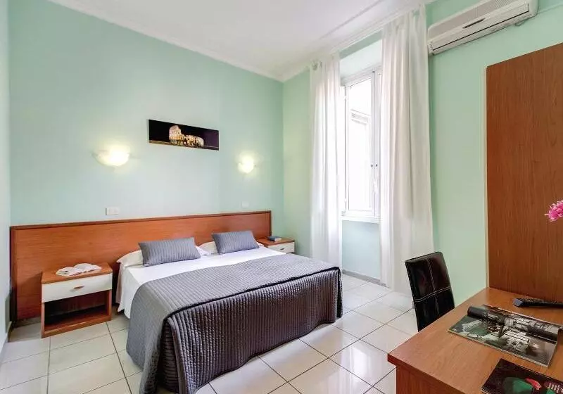 Hotelli Alius And Freerome