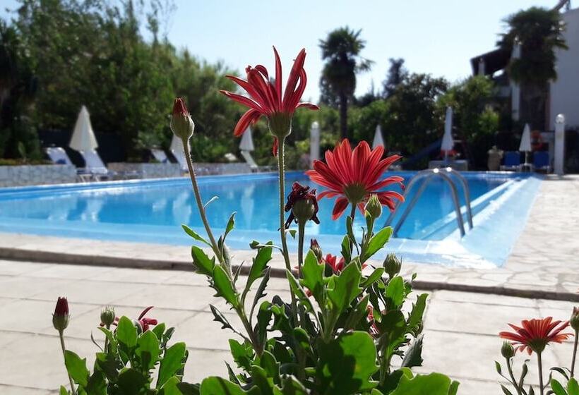 Angela Hotel and Apartments