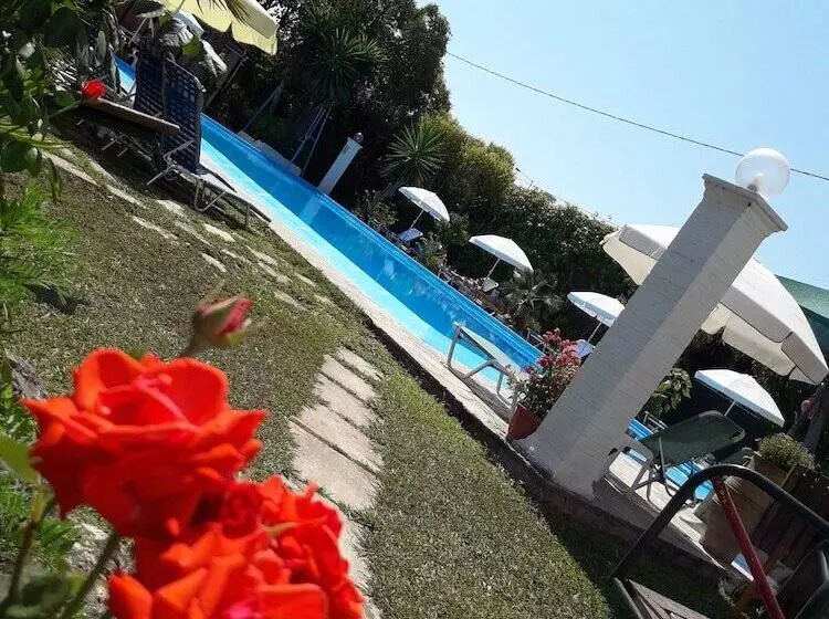 Angela Hotel and Apartments