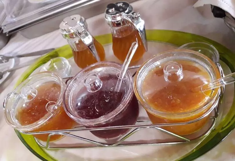 Angela Hotel and Apartments