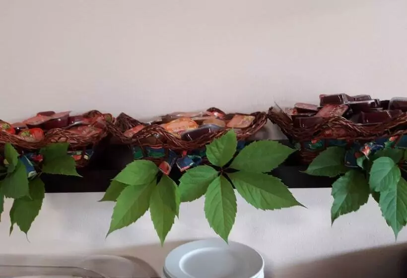 Angela Hotel and Apartments