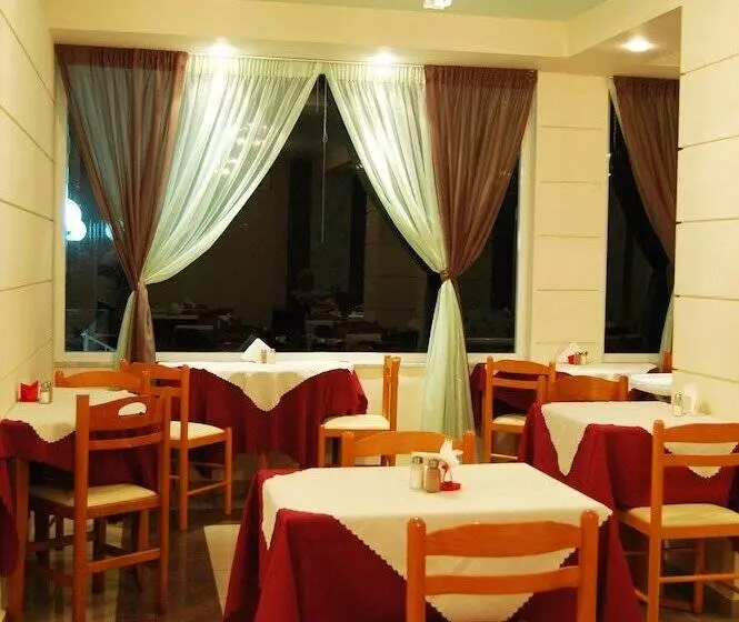 Hotel Commodore Complex