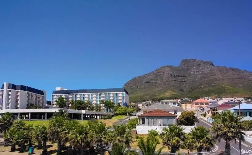 Отель Garden Court Nelson Mandela Boulevard