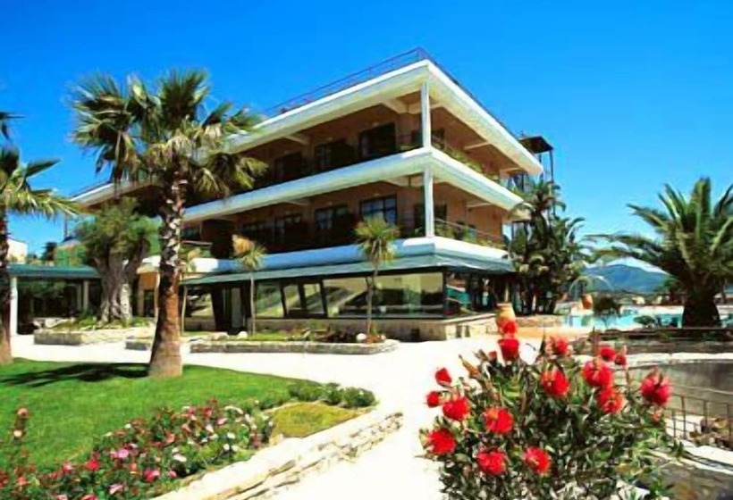 בית מלון כפרי Gli Dei