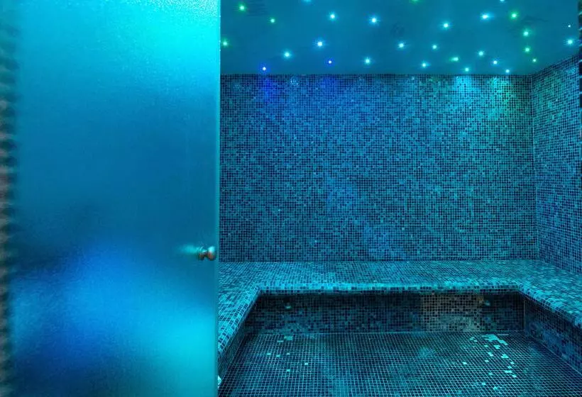 فندق High Beach Resort