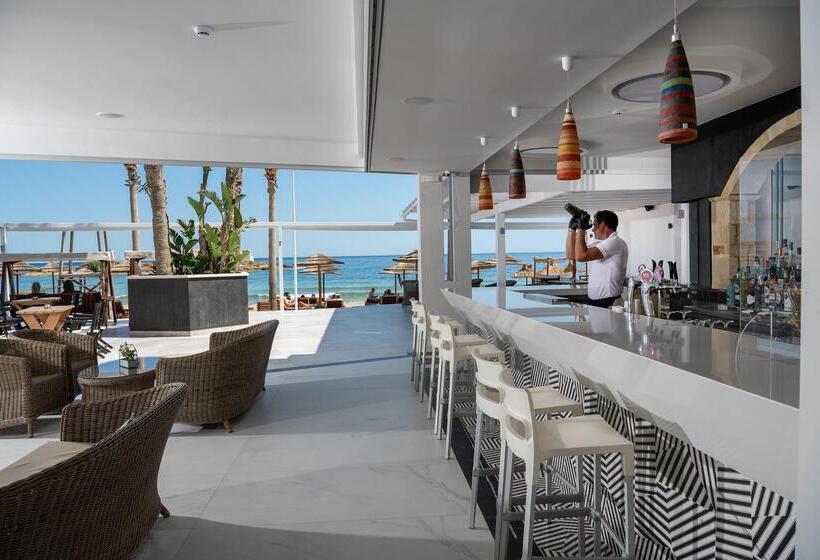 هتل High Beach Resort