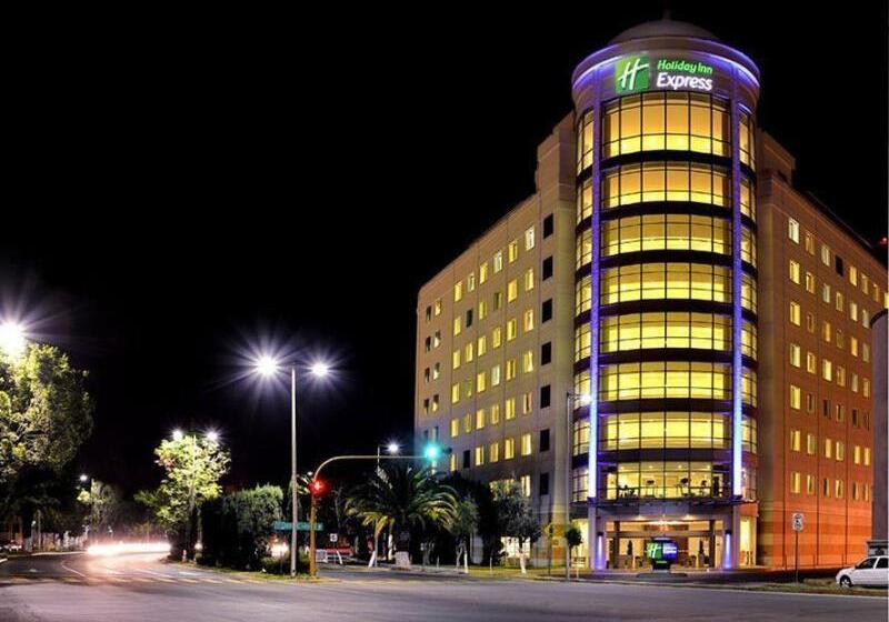 هتل Holiday Inn Express Puebla, An Ihg