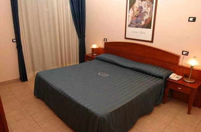 Отель Holiday Palace