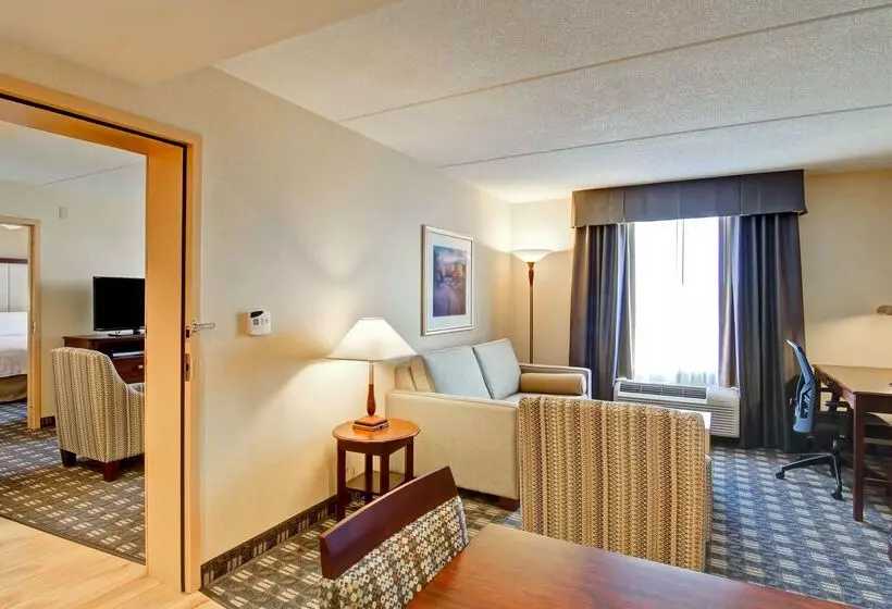 ホテル Homewood Suites By Hilton Toronto Mississauga
