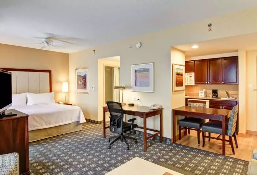 ホテル Homewood Suites By Hilton Toronto Mississauga