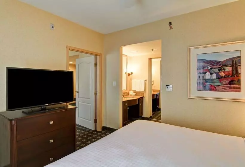 ホテル Homewood Suites By Hilton Toronto Mississauga