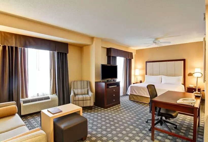 ホテル Homewood Suites By Hilton Toronto Mississauga