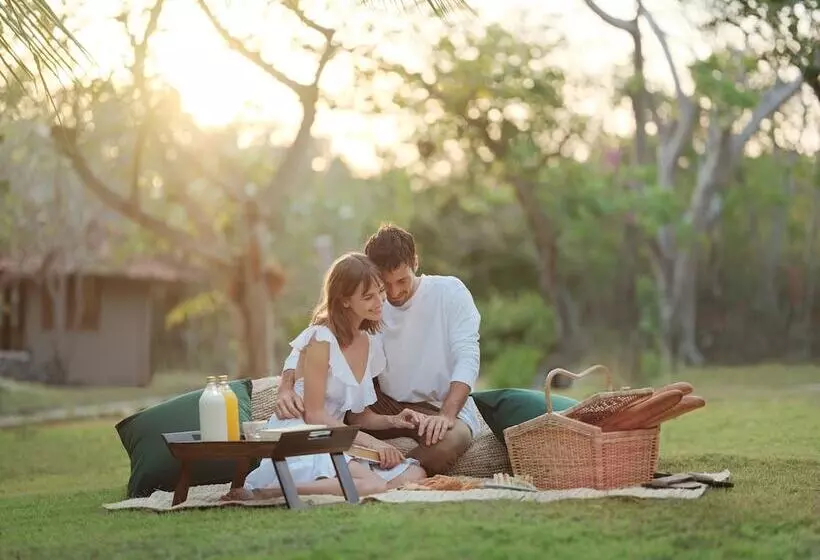 호텔 Mimpi Resort Menjangan