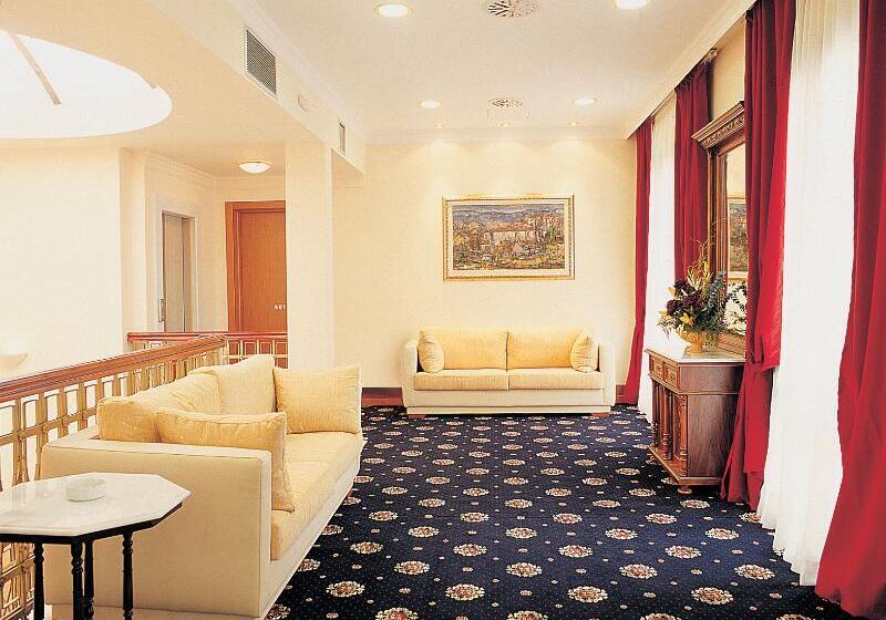 Hotel Minerva Premier