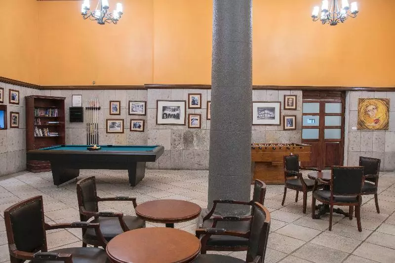 酒店 Morales Historical & Colonial Downtown Core