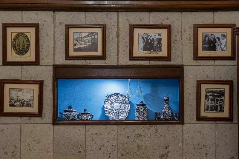 酒店 Morales Historical & Colonial Downtown Core