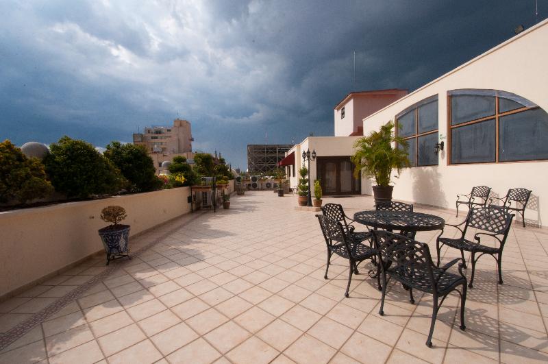 Szálloda Morales Historical & Colonial Downtown Core