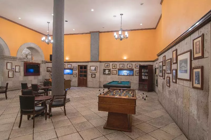 酒店 Morales Historical & Colonial Downtown Core