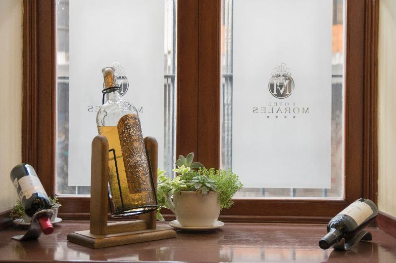 Szálloda Morales Historical & Colonial Downtown Core