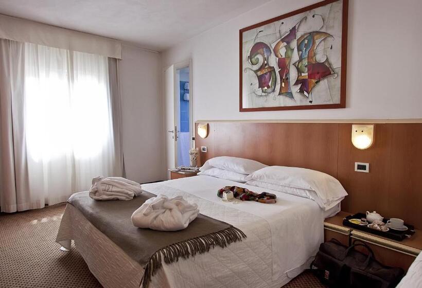 هتل Principe Di Piemonte