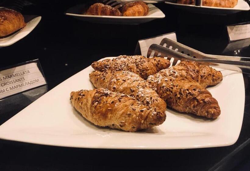 هتل Principe Di Piemonte