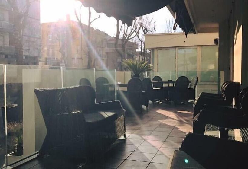 هتل Principe Di Piemonte