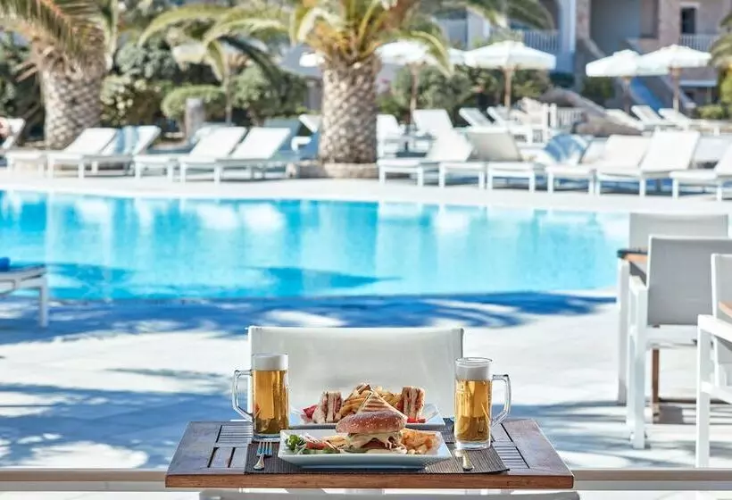 호텔 Santo Miramare Beach Resort