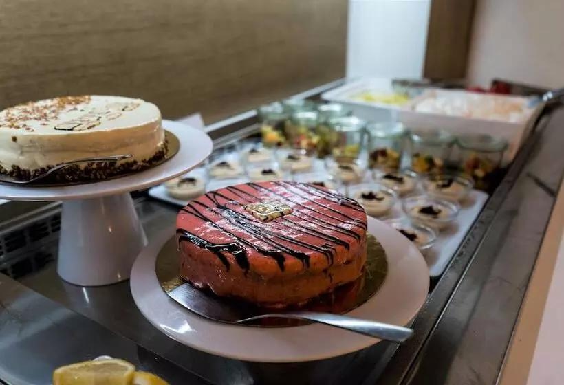 호텔 Santo Miramare Beach Resort