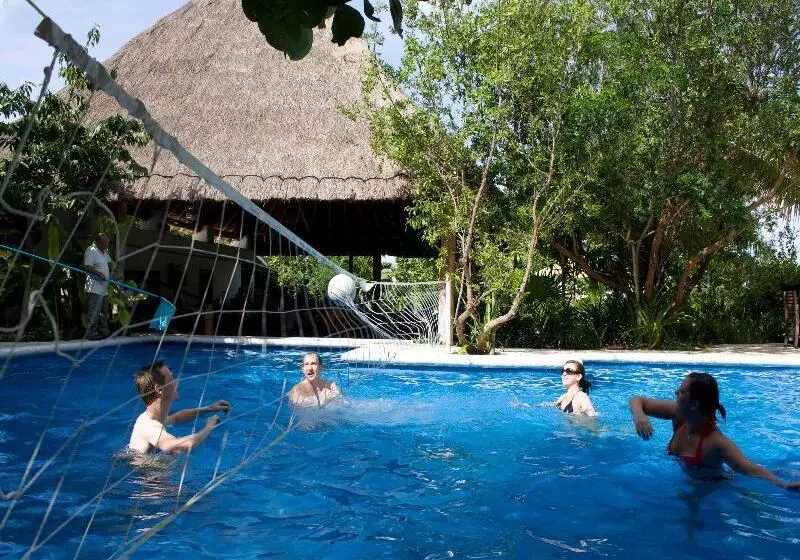 Sotavento Hotel & Yacht Club