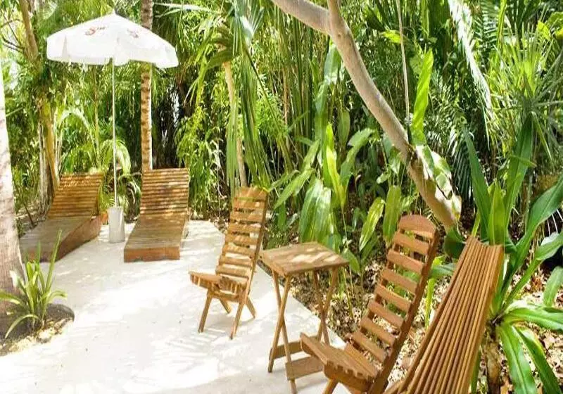 Sotavento Hotel & Yacht Club